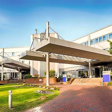 Park By Radisson Hotel 4*