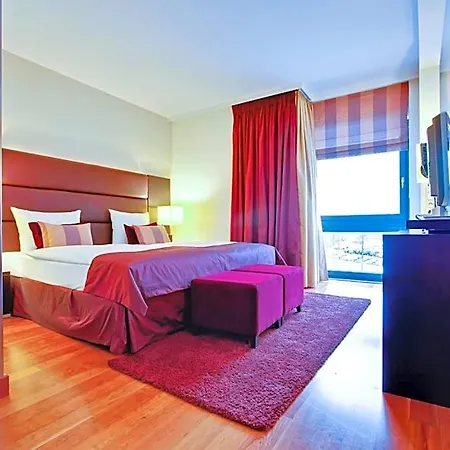 Hotel Park By Radisson 4*